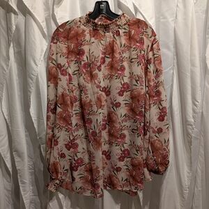 B7 Torrid Pink and Red Floral Blouse Sz 3